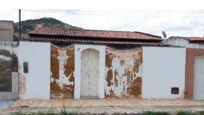 Foto - Casa - Itiúba-BA - Rua Belmiro Matos, 61 - AABB - [1]